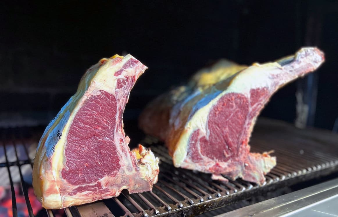 Descubre el auténtico sabor gallego en Asador Vacavella